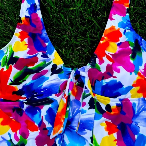 Brand new size 24 women’s one piece bathing suit - Picture 2 of 6